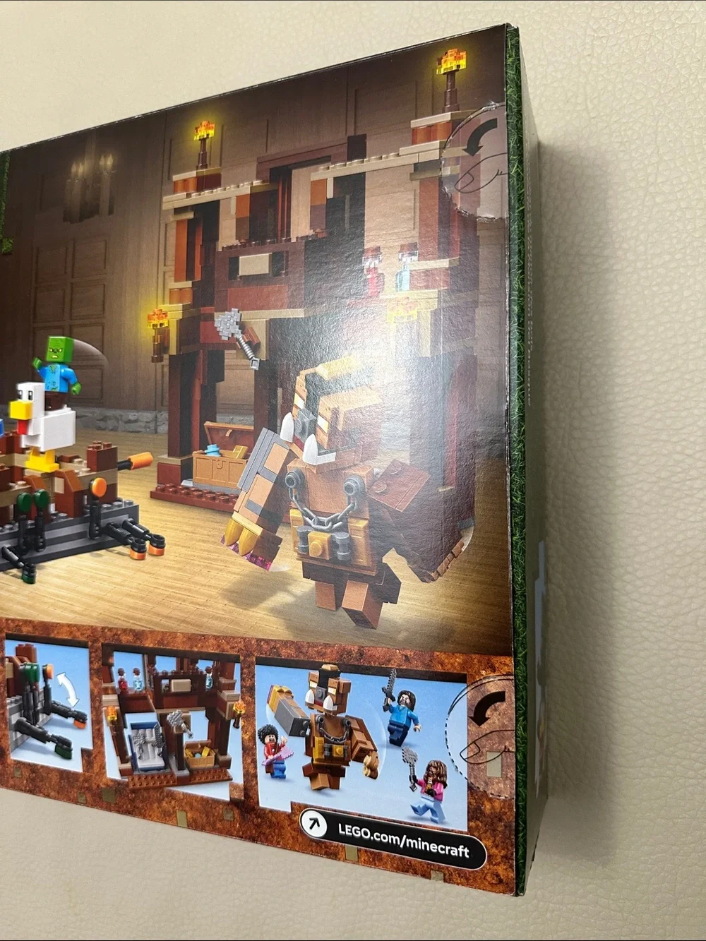 Lego 21272 Woodland Mansion Fighting Ring Minecraft Movie New
